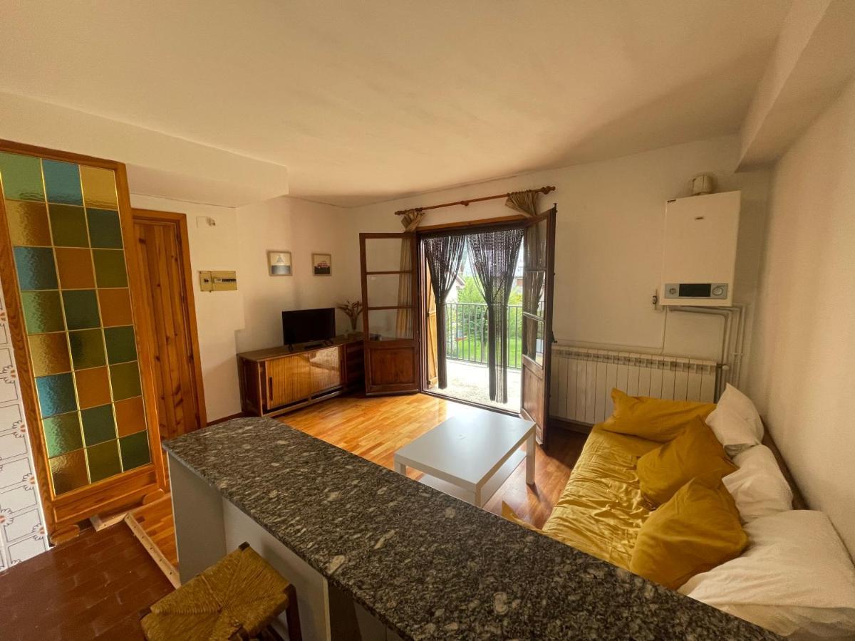 Apartamento Con Espectacular Terraza Escarrilla Exterior photo
